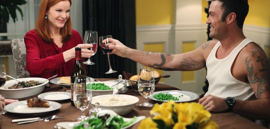 Кадры из Отчаянные домохозяйки 7 сезон 11 серия