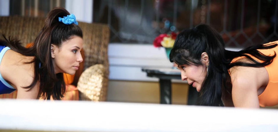 Кадры из Отчаянные домохозяйки 2 сезон 15 серия