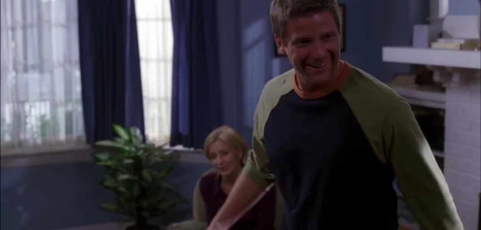 Кадры из Отчаянные домохозяйки 2 сезон 8 серия