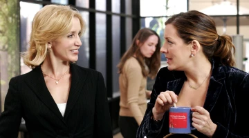 Кадры из Отчаянные домохозяйки 2 сезон 9 серия