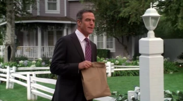 Кадры из Отчаянные домохозяйки 6 сезон 9 серия