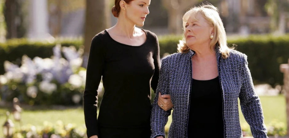 Кадры из Отчаянные домохозяйки 2 сезон 1 серия