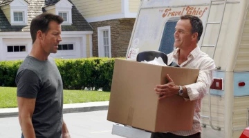 Кадры из Отчаянные домохозяйки 2 сезон 24 серия