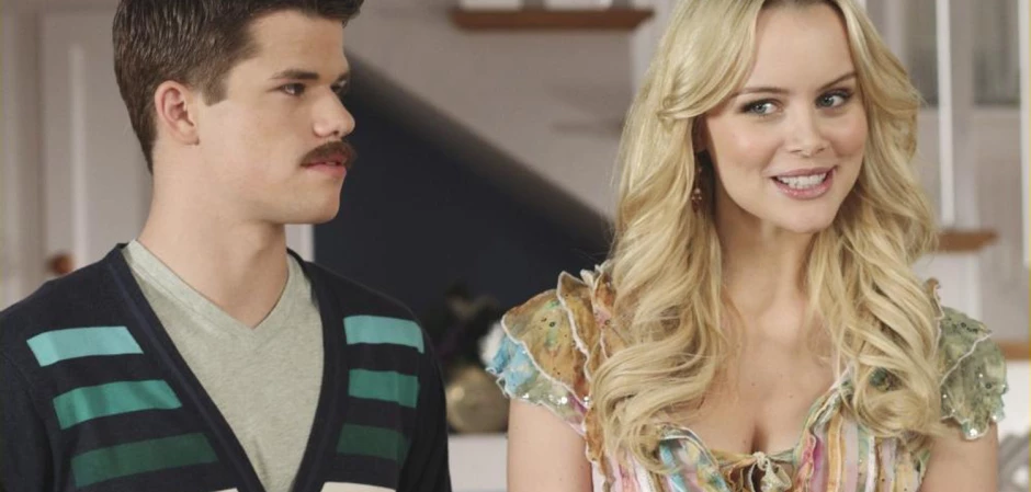 Кадры из Отчаянные домохозяйки 6 сезон 18 серия