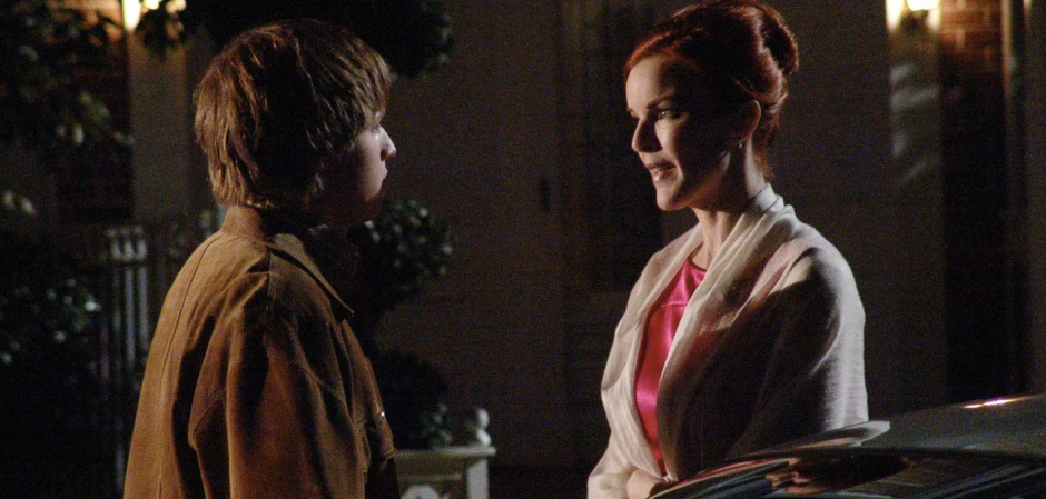 Кадры из Отчаянные домохозяйки 1 сезон 11 серия