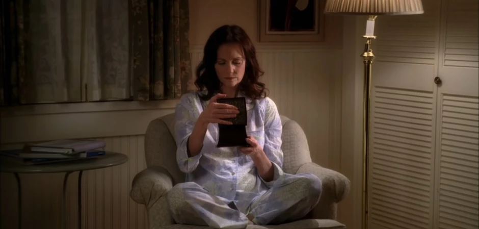 Кадры из Отчаянные домохозяйки 1 сезон 21 серия