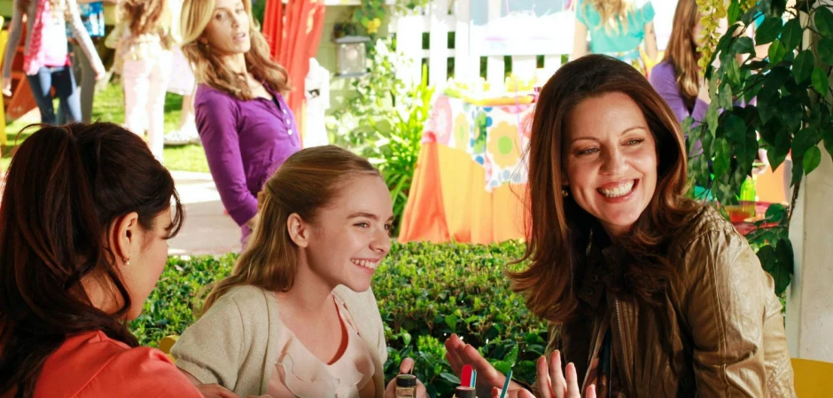 Кадры из Отчаянные домохозяйки 8 сезон 16 серия