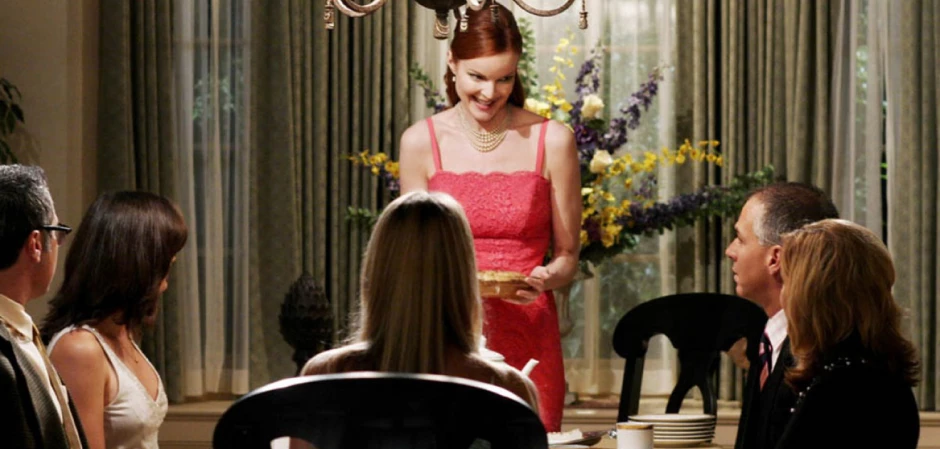 Кадры из Отчаянные домохозяйки 2 сезон 9 серия