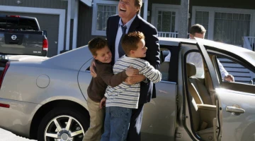 Кадры из Отчаянные домохозяйки 1 сезон 13 серия