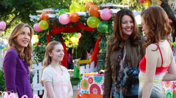 Кадры из Отчаянные домохозяйки 8 сезон 16 серия