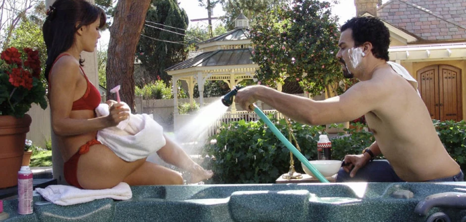 Кадры из Отчаянные домохозяйки 1 сезон 16 серия