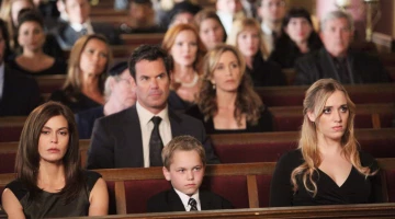 Кадры из Отчаянные домохозяйки 8 сезон 17 серия