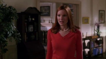 Кадры из Отчаянные домохозяйки 2 сезон 10 серия