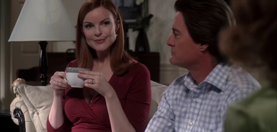 Кадры из Отчаянные домохозяйки 3 сезон 12 серия