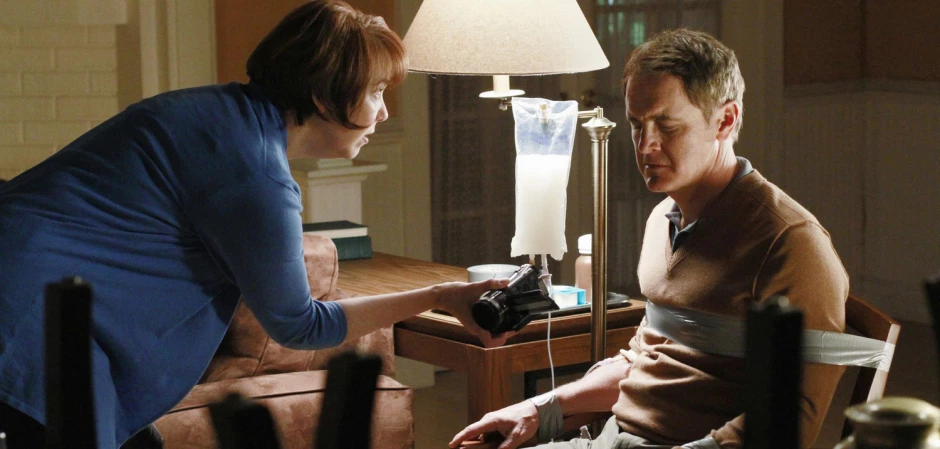 Кадры из Отчаянные домохозяйки 7 сезон 22 серия