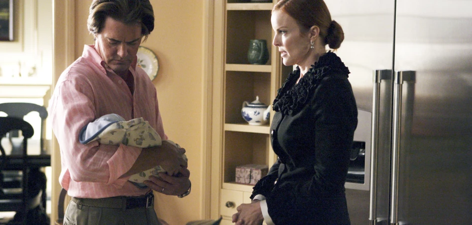 Кадры из Отчаянные домохозяйки 4 сезон 7 серия