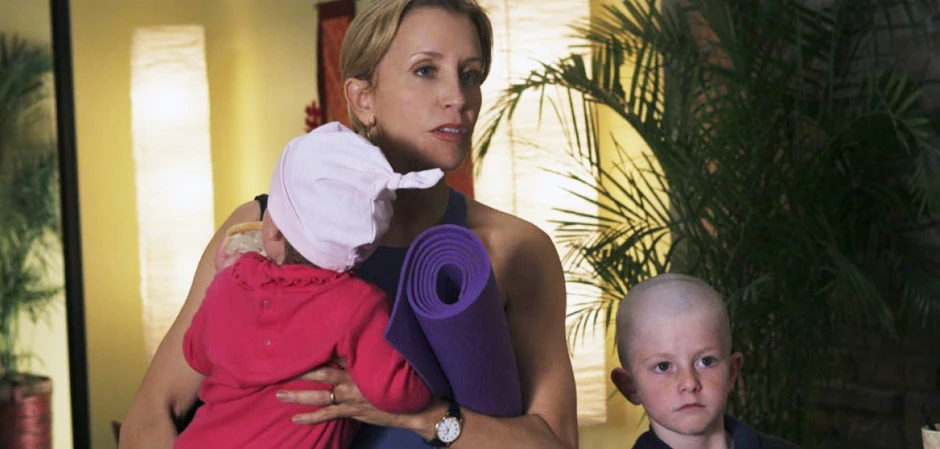 Кадры из Отчаянные домохозяйки 1 сезон 12 серия