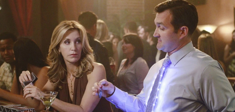 Кадры из Отчаянные домохозяйки 8 сезон 5 серия