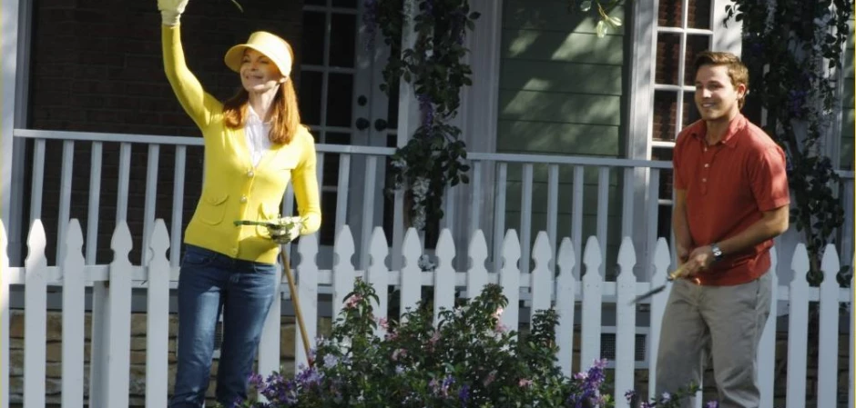 Кадры из Отчаянные домохозяйки 6 сезон 12 серия