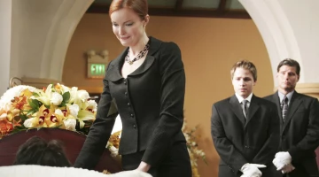 Кадры из Отчаянные домохозяйки 2 сезон 1 серия