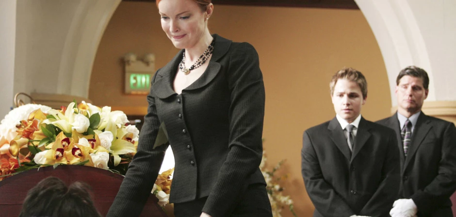 Кадры из Отчаянные домохозяйки 2 сезон 1 серия