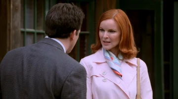 Кадры из Отчаянные домохозяйки 1 сезон 19 серия