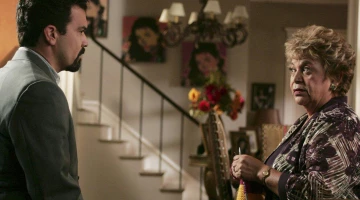 Кадры из Отчаянные домохозяйки 1 сезон 5 серия