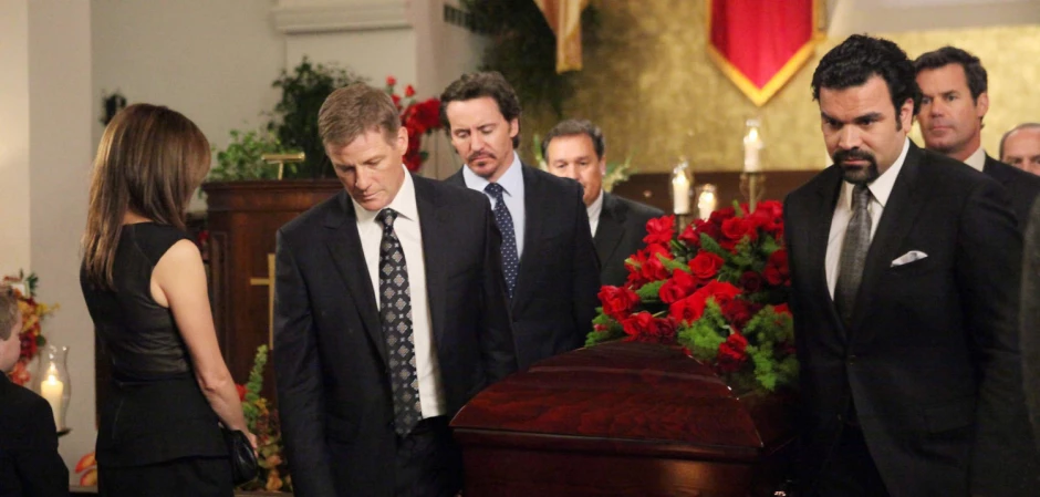 Кадры из Отчаянные домохозяйки 8 сезон 17 серия