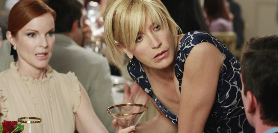 Кадры из Отчаянные домохозяйки 5 сезон 4 серия