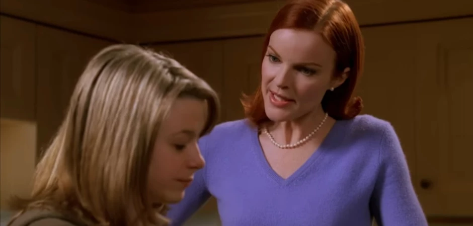 Кадры из Отчаянные домохозяйки 1 сезон 15 серия