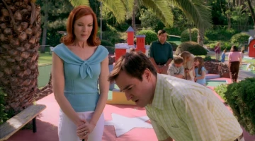 Кадры из Отчаянные домохозяйки 1 сезон 22 серия