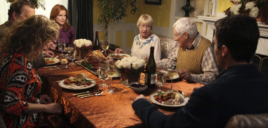 Кадры из Отчаянные домохозяйки 7 сезон 8 серия