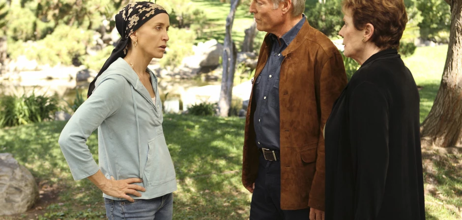 Кадры из Отчаянные домохозяйки 4 сезон 8 серия