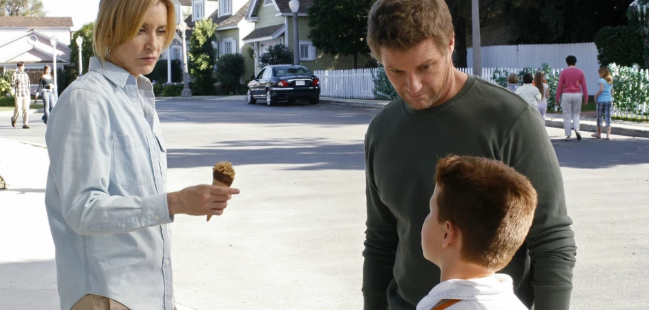 Кадры из Отчаянные домохозяйки 3 сезон 14 серия