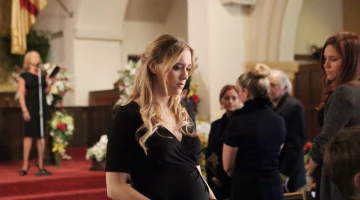 Кадры из Отчаянные домохозяйки 8 сезон 17 серия