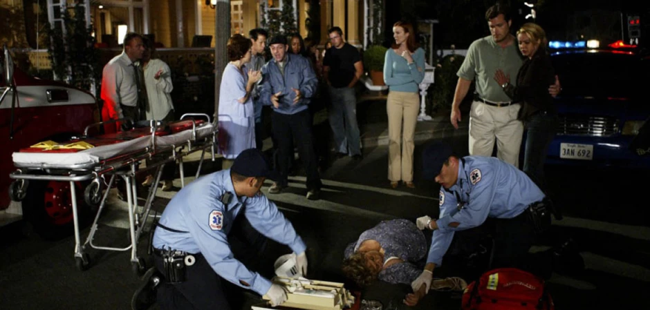 Кадры из Отчаянные домохозяйки 1 сезон 7 серия