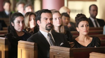 Кадры из Отчаянные домохозяйки 8 сезон 17 серия