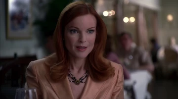 Кадры из Отчаянные домохозяйки 2 сезон 12 серия