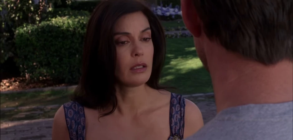 Кадры из Отчаянные домохозяйки 3 сезон 19 серия