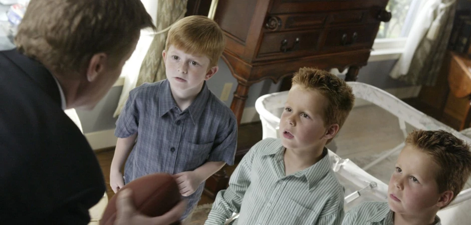 Кадры из Отчаянные домохозяйки 1 сезон 1 серия