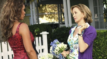 Кадры из Отчаянные домохозяйки 7 сезон 1 серия