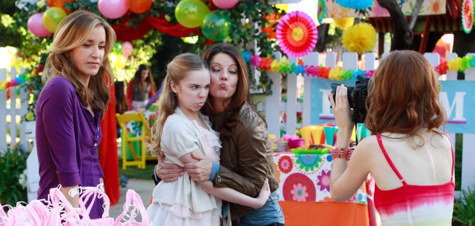 Кадры из Отчаянные домохозяйки 8 сезон 16 серия