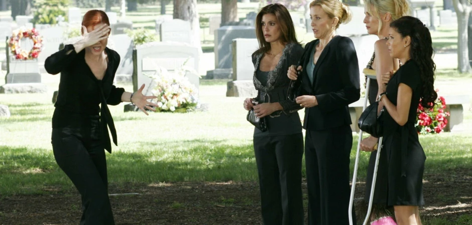 Кадры из Отчаянные домохозяйки 2 сезон 5 серия