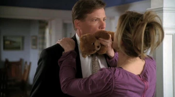 Кадры из Отчаянные домохозяйки 7 сезон 19 серия